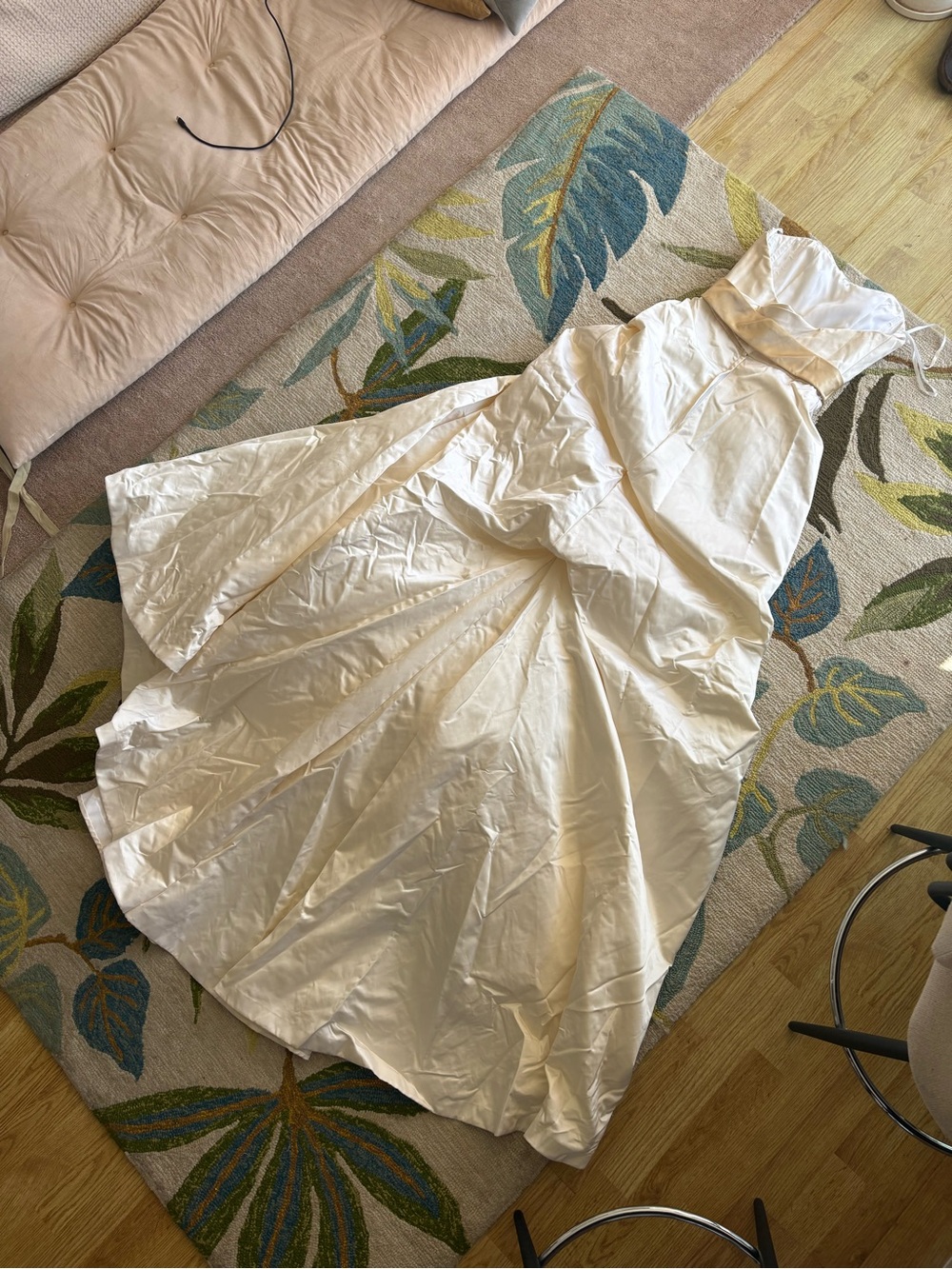 Strapless White Wedding Gown with Belt - Picture 6 of 11